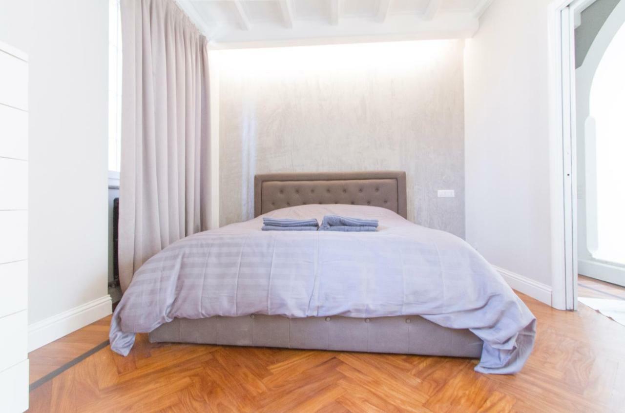 Elegante E Completamente Arredato Apt In Duomo Milano Dış mekan fotoğraf