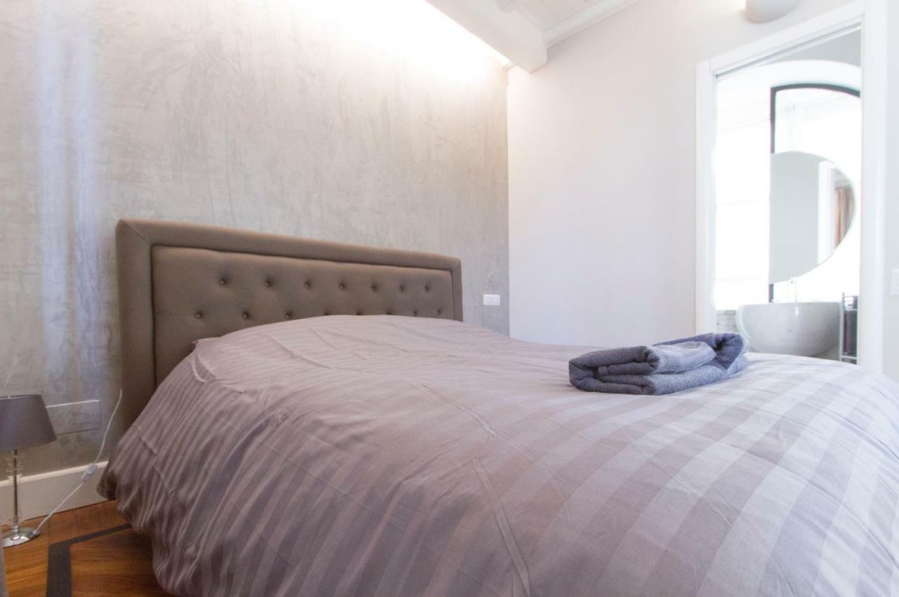 Elegante E Completamente Arredato Apt In Duomo Milano Dış mekan fotoğraf