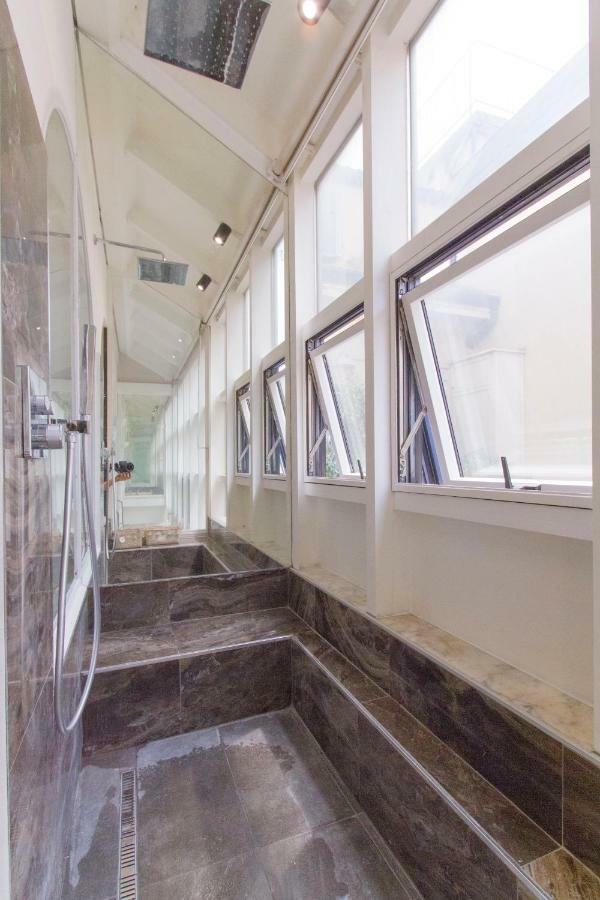 Elegante E Completamente Arredato Apt In Duomo Milano Dış mekan fotoğraf
